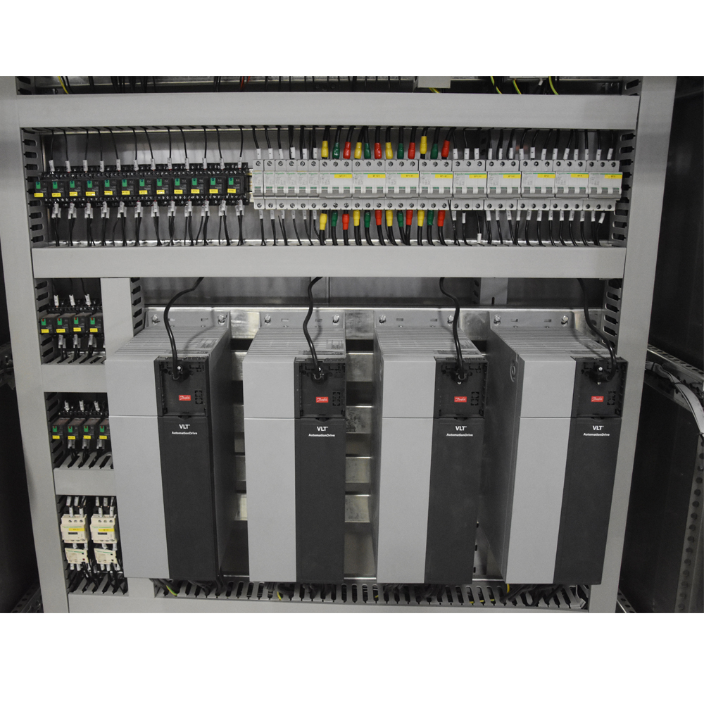 循环水处理plc变频控制柜细节图